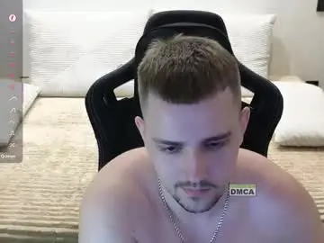 Chaturbate Nude Webcam of larstar01