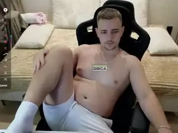 Chaturbate Live Sex Cam of larstar01