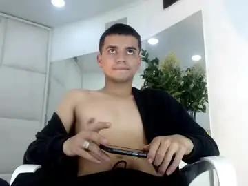 Chaturbate Adult Video Chat of santtiibuck