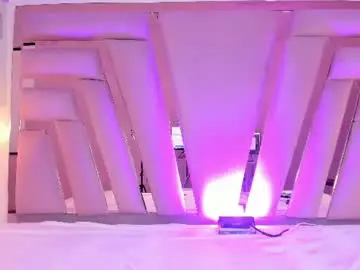 Chaturbate Best live sex cam show of emilyjhons_