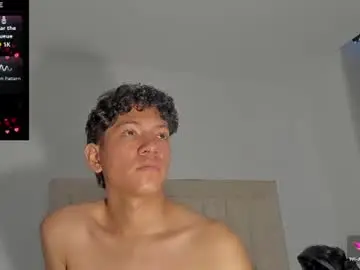 Chaturbate Sex Chat of iamjulian_