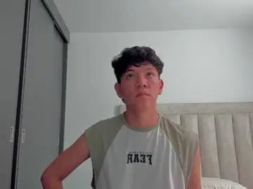 Chaturbate Adult Video Chat of iamjulian_