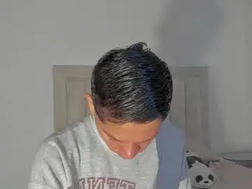 Chaturbate Free Live Porn of iamjulian_