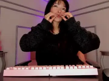 Chaturbate Free Porn Cam of kitty_petitte