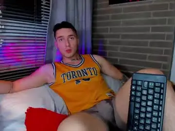 Chaturbate Best live sex cam show of liam_oficial