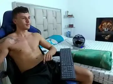 Chaturbate Private Sex Chat of andrew_lover21