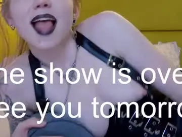 Chaturbate Sex Cam of lessysweety