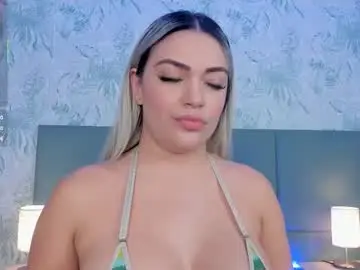 Chaturbate Best live sex cam show of milaowens