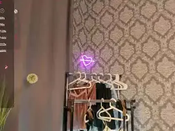 Chaturbate Best live sex cam show of crimson_marigold