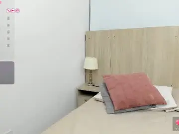 Chaturbate Private Sex Chat of kira_dubois