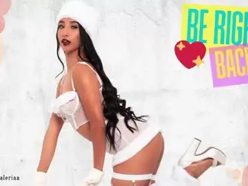 Chaturbate Live Sex Cam of missvaleriaa