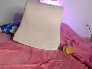 Chaturbate Free Live Porn of hellzel_moon