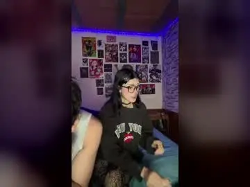 Chaturbate Live Sex Cam of melany_n_oliver