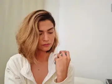 Chaturbate Best live sex cam show of skyamber8v2
