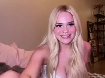 Chaturbate Best live sex cam show of ari_02