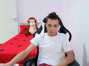 Chaturbate Live Porn of hotboyshorny