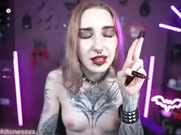 Chaturbate Free Live Porn of amywhitenessxx
