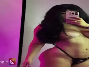 Chaturbate Free Live Porn of annie_snow_