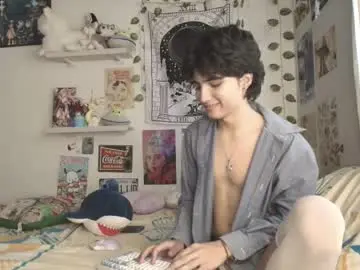 Chaturbate Live Sex Cam of corey_moon