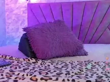Chaturbate Live Sex of lana_queen13