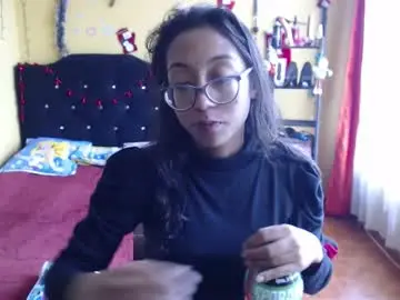 Chaturbate Free Porn Cam of violetsexhot999