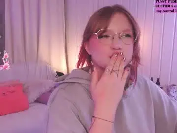 Chaturbate Live Sex of crazy__wine