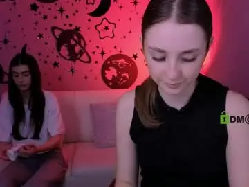 Chaturbate Best live sex cam show of flora_ri