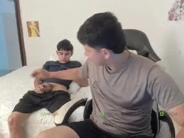 Chaturbate Watch Live Sex Cams of ronaldmq20