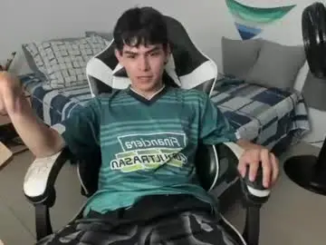 Chaturbate Sex Cam of ronaldmq20