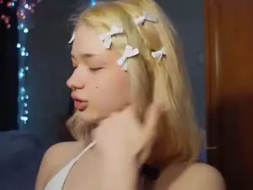 Chaturbate Live Sex Cam of suzannabarmes