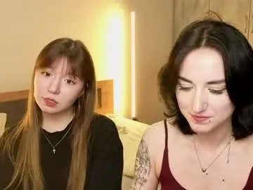 Chaturbate Live Sex Cam of _reverse_gang_