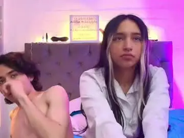 Chaturbate Watch Live Sex Cams of chlloe_fox