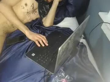 Chaturbate Sex Cam of daddyl0nglegz93