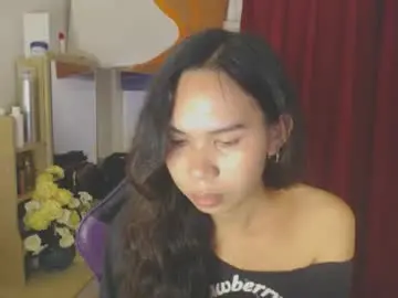 Chaturbate Live Porn of emily_xo143