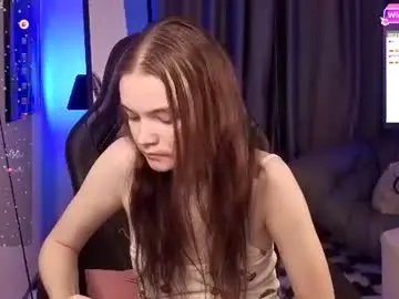 Chaturbate Best live sex cam show of emmasmall