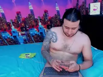 Chaturbate Free Porn Cam of hot_couple_tattooo