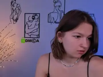 Chaturbate Live Sex Cam of chloe_ley