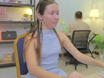 Chaturbate Watch Live Sex Cams of ellcrys