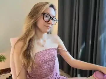 Chaturbate Watch Live Sex Cams of ellcrys