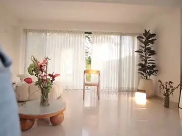 Chaturbate Nude Webcam of gia_curly