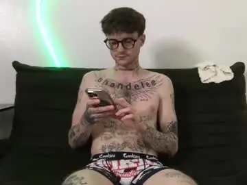 Chaturbate Sex Chat of prettyboyszn