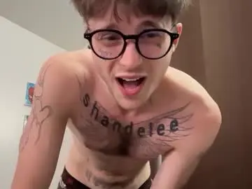 Chaturbate Watch Live Sex Cams of prettyboyszn