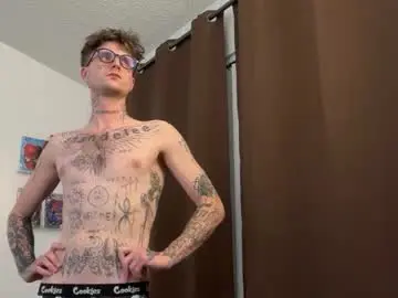 Chaturbate Live Sex Cam of prettyboyszn