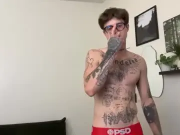 Chaturbate Live Sex Cam of prettyboyszn