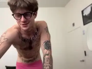 Chaturbate Sex Cam of prettyboyszn