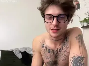 Chaturbate Adult Webcam of prettyboyszn
