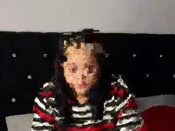 Chaturbate Live Sex of sweet_xuee18