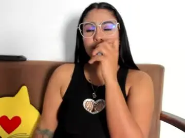 Chaturbate Watch Live Sex Cams of taty_gomez_