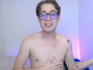 Chaturbate Adult Webcam of adrian_morelli