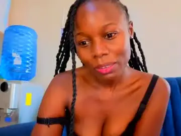 Chaturbate Live Sex Cam of melanin_sassy96